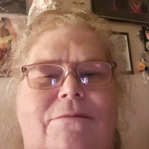 Meet your Posher, Nora